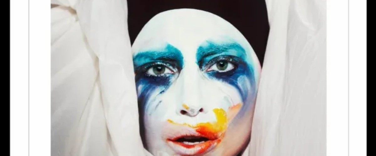 Lady Gaga - Applause