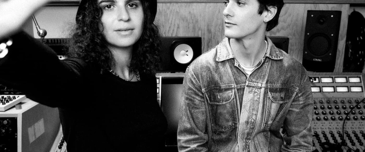 Kungs, Carlita - Shadows  Hit Garantie déja sur MixFeever