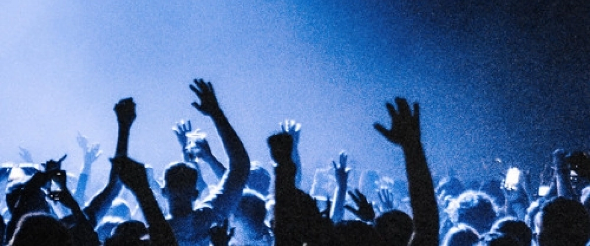 Benny Benassi bascule dans la techno mélodique et choque ses fans