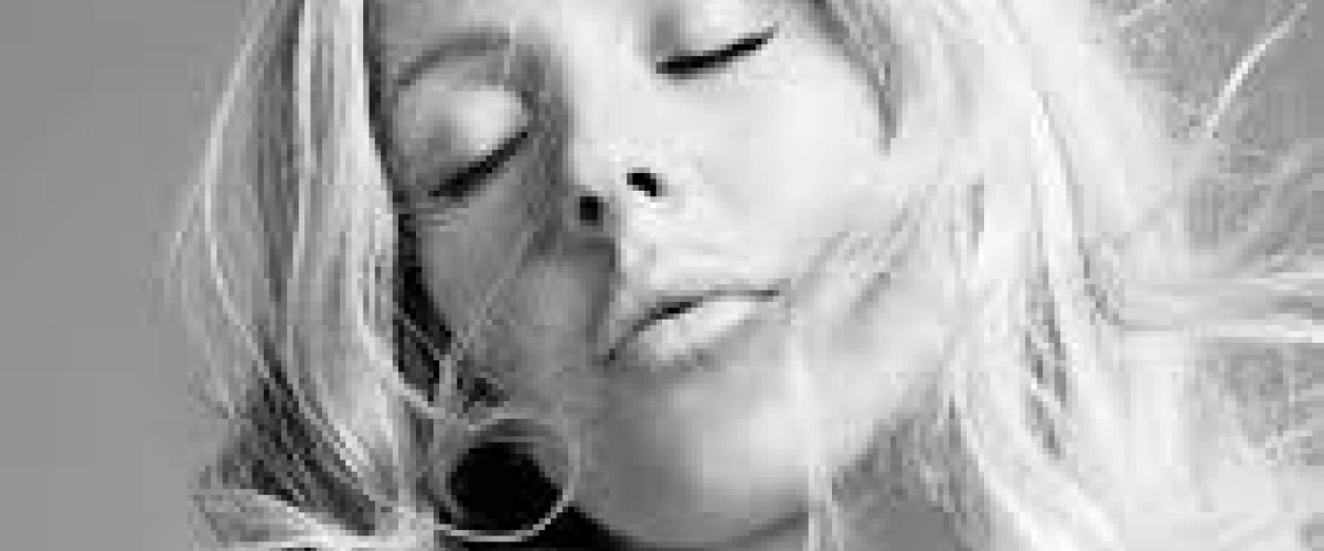 Ellie Goulding - Still Falling For You