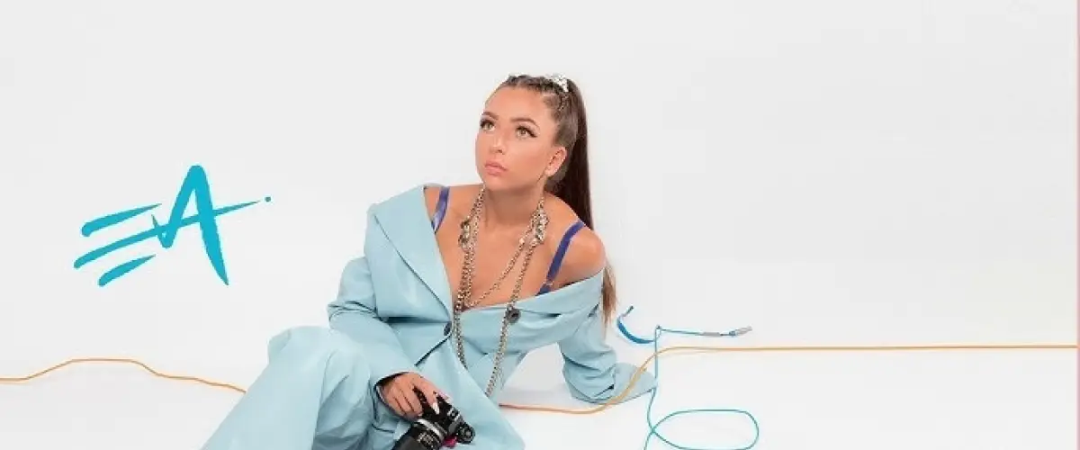 Eva - 123 déja sur MixFeever