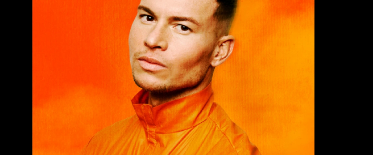 Joel Corry fait son grand retour avec  "Stuck In A Loop"