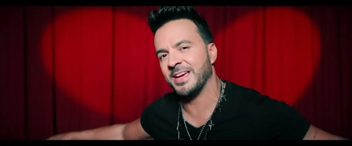 Luis Fonsi, Farruko - Perfecta à découvrir sur MixFeever