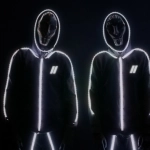 The Stickmen Project : le duo masqué qui affole TikTok et les stades The Stickmen Project : le duo masqué qui affole TikTok et les stades