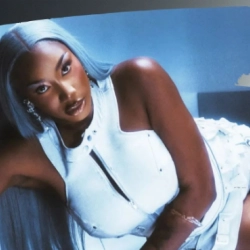 Aya Nakamura : son album Destinée bat tous les records en 2025