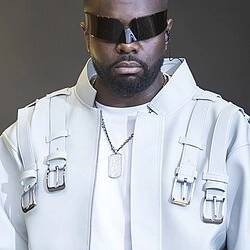 Gims en garde à vue pour blanchiment en bande organisée