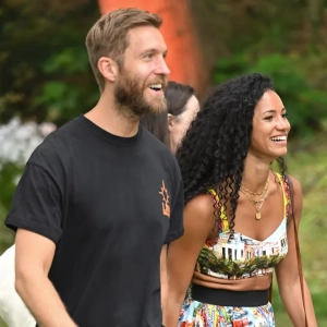 Calvin Harris bientôt papa : sa femme Vick Hope dévoile son baby bump