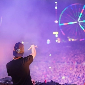 Avicii : 700 000 dollars récoltés lors de la vente aux enchères de ses effets personnels