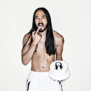 Steve Aoki balance Freak On, un banger électro explosif