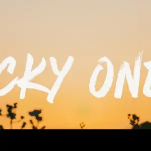 Topic retrouve ses racines indietronic avec Son Nouveau Single Lucky Ones